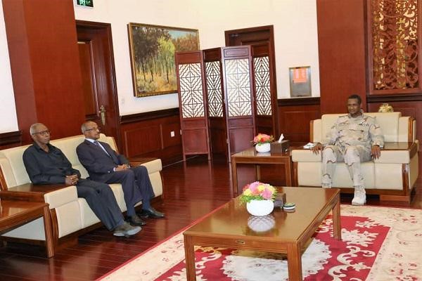 Lt. Gen. Daglo Receives Eritrean Foreign Minister