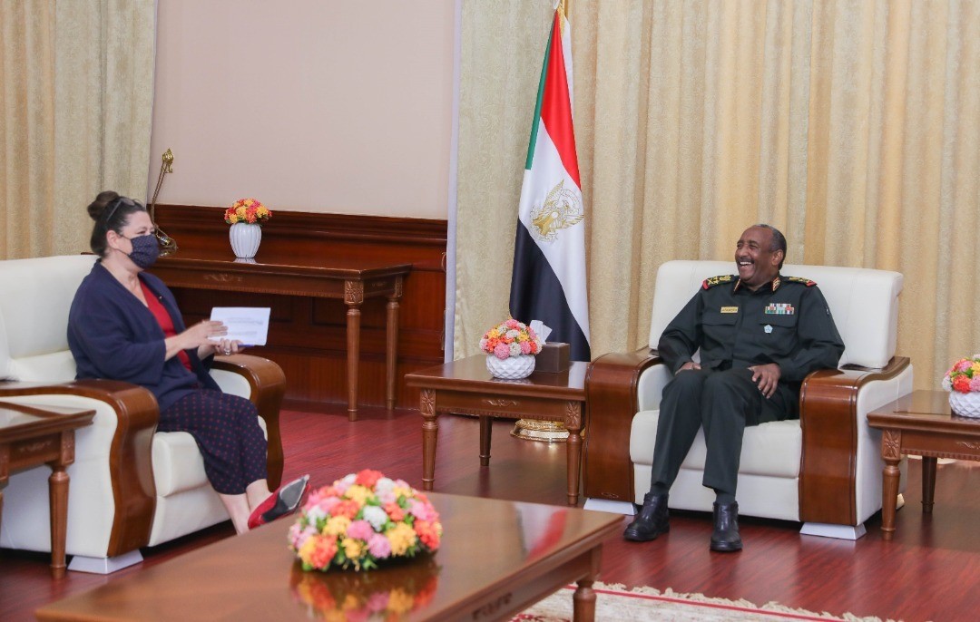 Al Burhan Receives Ambassador of France