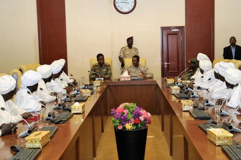 Daglo Receives Delegation of Native Administration in South Kordofan