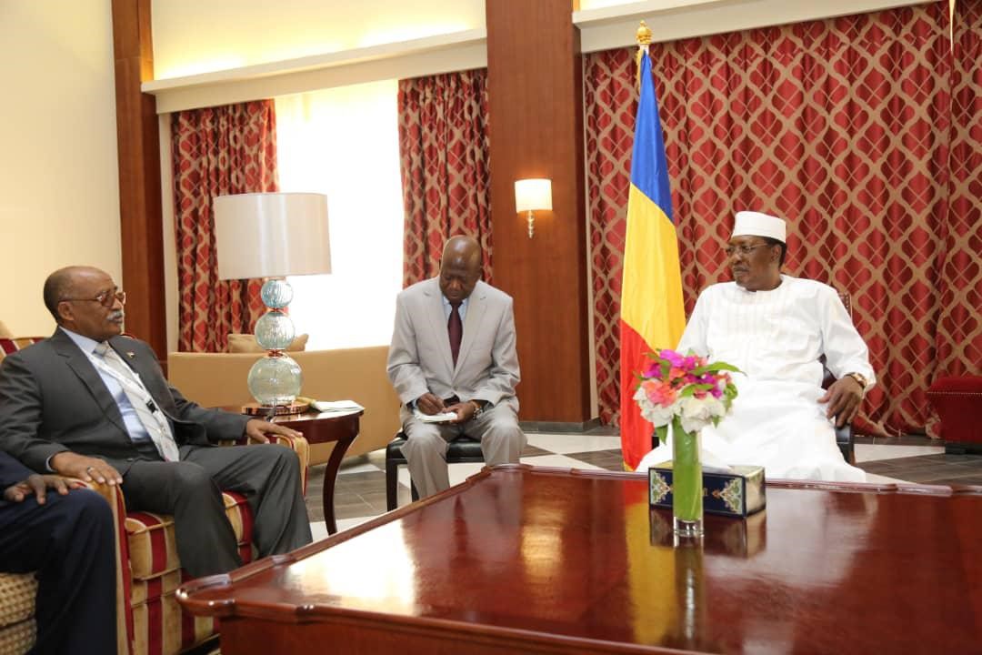 Presidency Secretary General Meets Deby